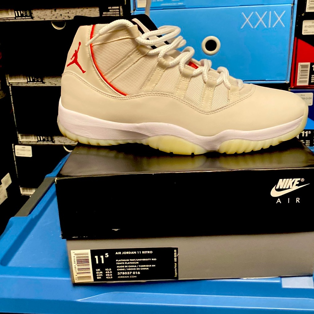 Air Jordan retro 11 Platinum Tint
